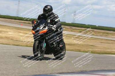 media/Apr-26-2024-TrackDaz (Fri) [[c4b677d280]]/B Group/120pm (Wheelie Bump)/